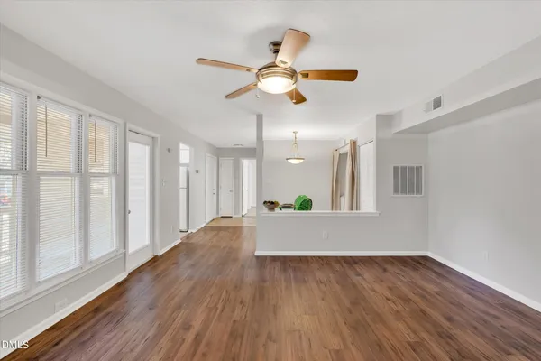 $1,650 | 2811 Edridge Court, Unit 202, Raleigh, NC 27612