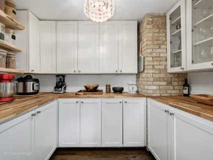 $1,200,000 | 1701 Wagner Road, Glenview, IL 60025