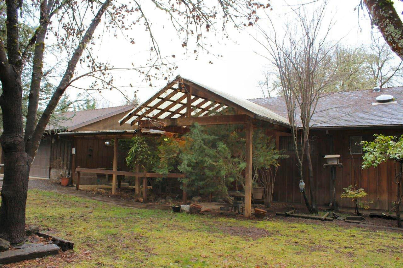 7415 Crowfoot Road Trail, OR 97541 - Photo 20 of 25 IMG_1974