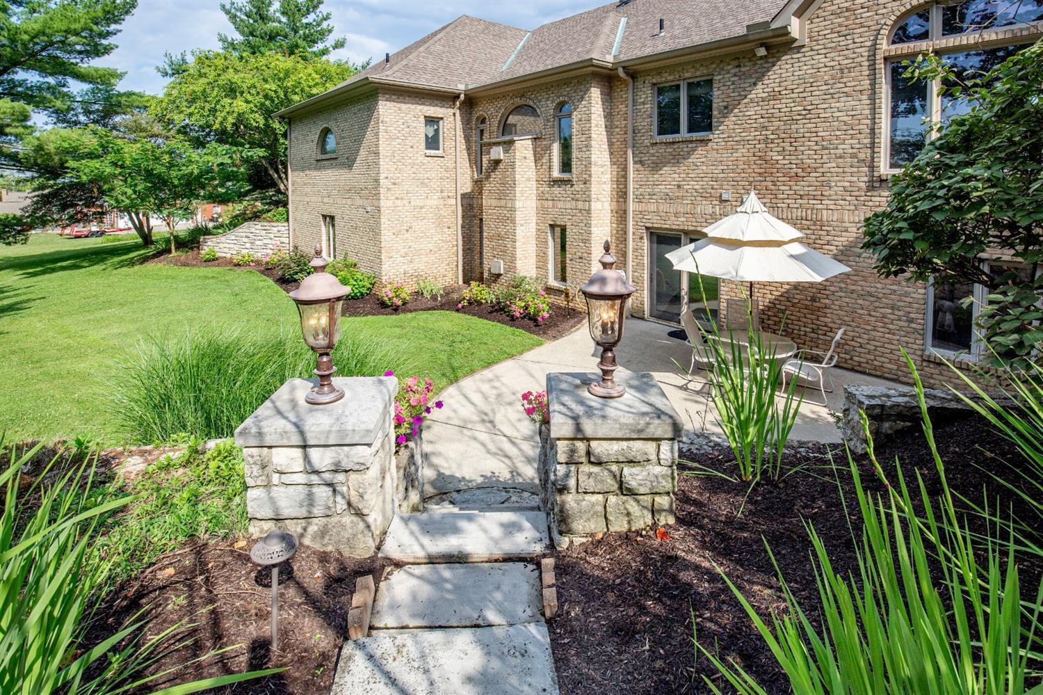 5585 Boomer Road Cincinnati, OH 45247 - Photo 46 of 50