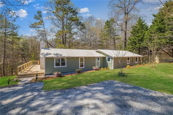 $875,000 | 330 Lake Drive, Dawsonville, GA 30534