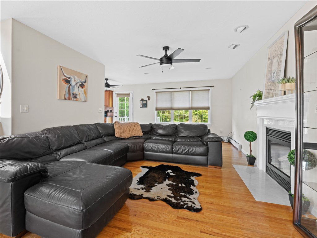 45 Silo Drive Cranston, RI 02921 - Photo 11 of 37