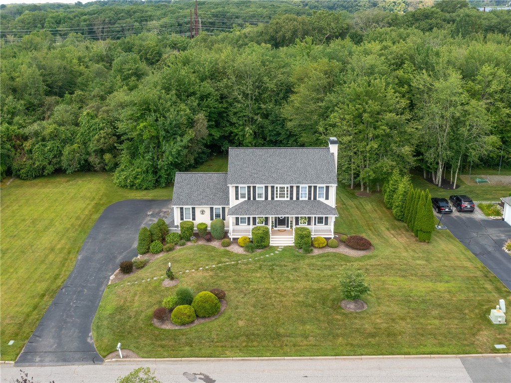 45 Silo Drive Cranston, RI 02921 - Photo 2 of 37