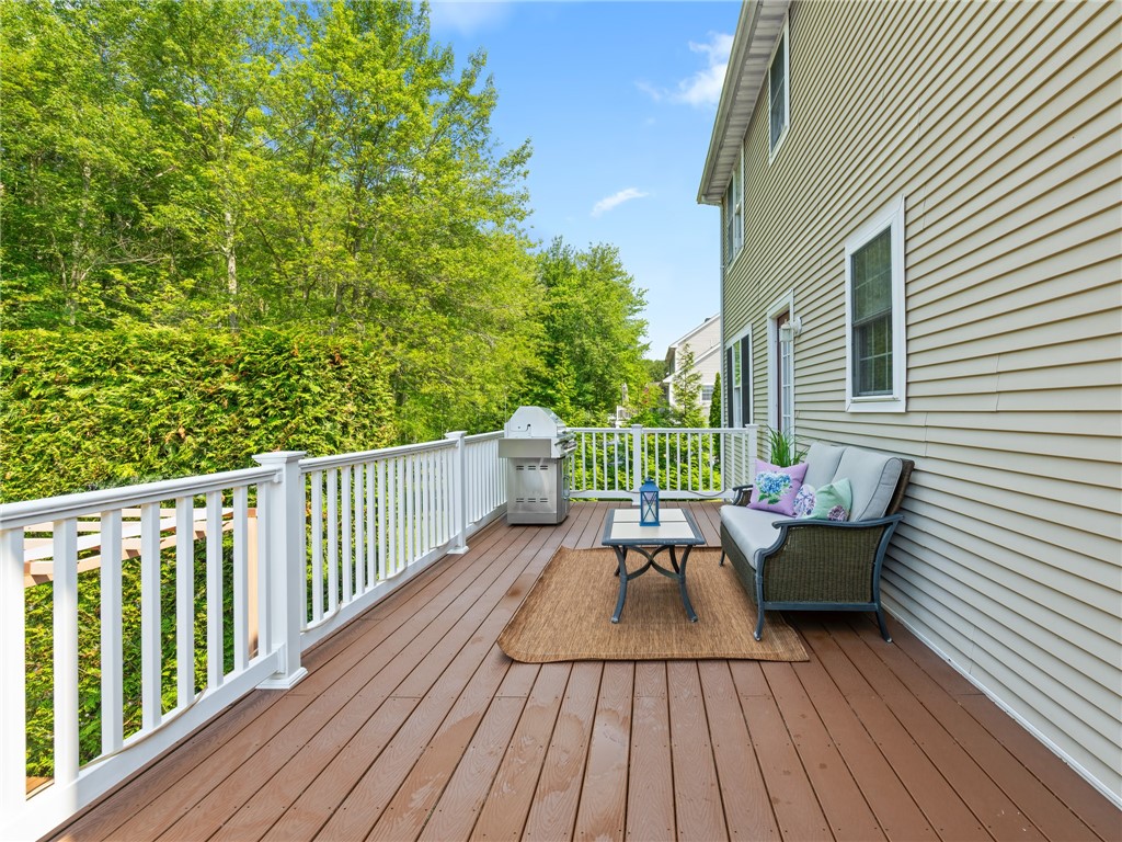 45 Silo Drive Cranston, RI 02921 - Photo 30 of 37