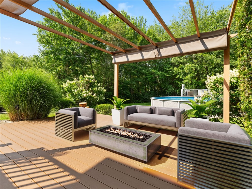 45 Silo Drive Cranston, RI 02921 - Photo 31 of 37 Virtually staged