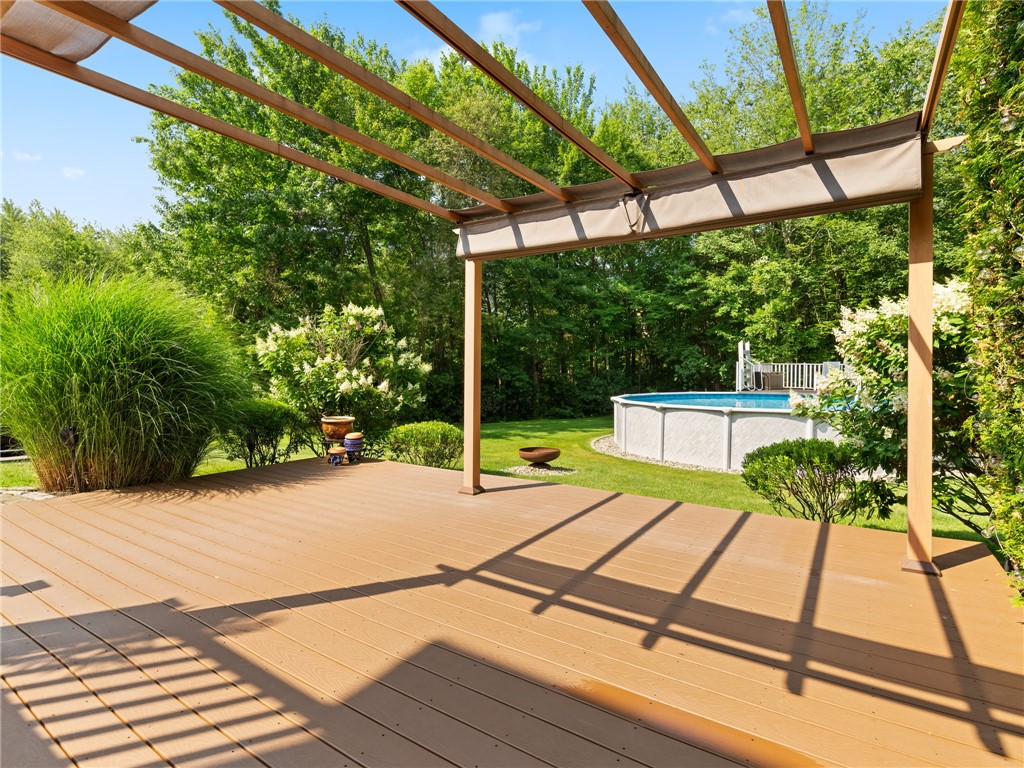 45 Silo Drive Cranston, RI 02921 - Photo 32 of 37