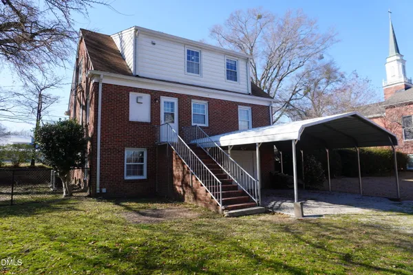 $1,400 | 1203 South Main Street, Lillington, NC 27546