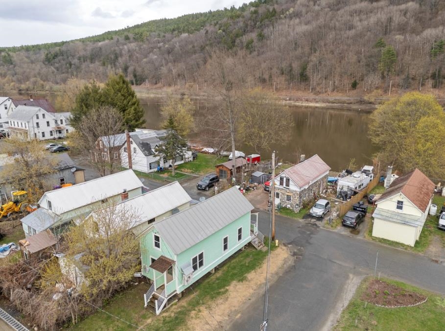 29 National Street Windsor, VT 05089 - Photo 8 of 10