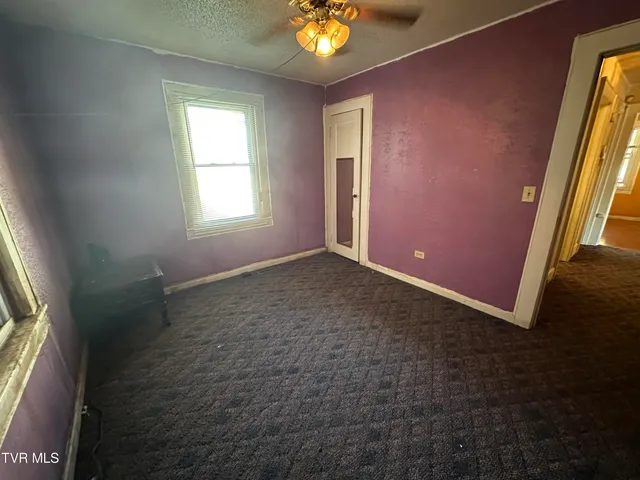 $65,000 | 8342 North River Road, Pound, VA 24279