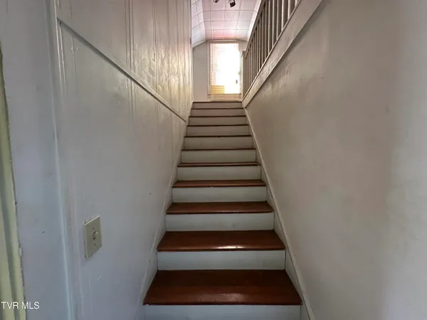 $65,000 | 8342 North River Road, Pound, VA 24279