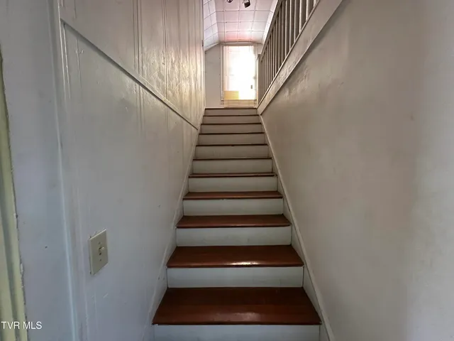 $65,000 | 8342 North River Road, Pound, VA 24279