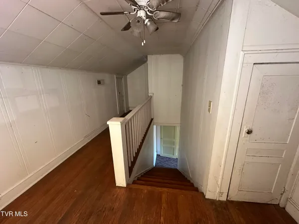 $65,000 | 8342 North River Road, Pound, VA 24279