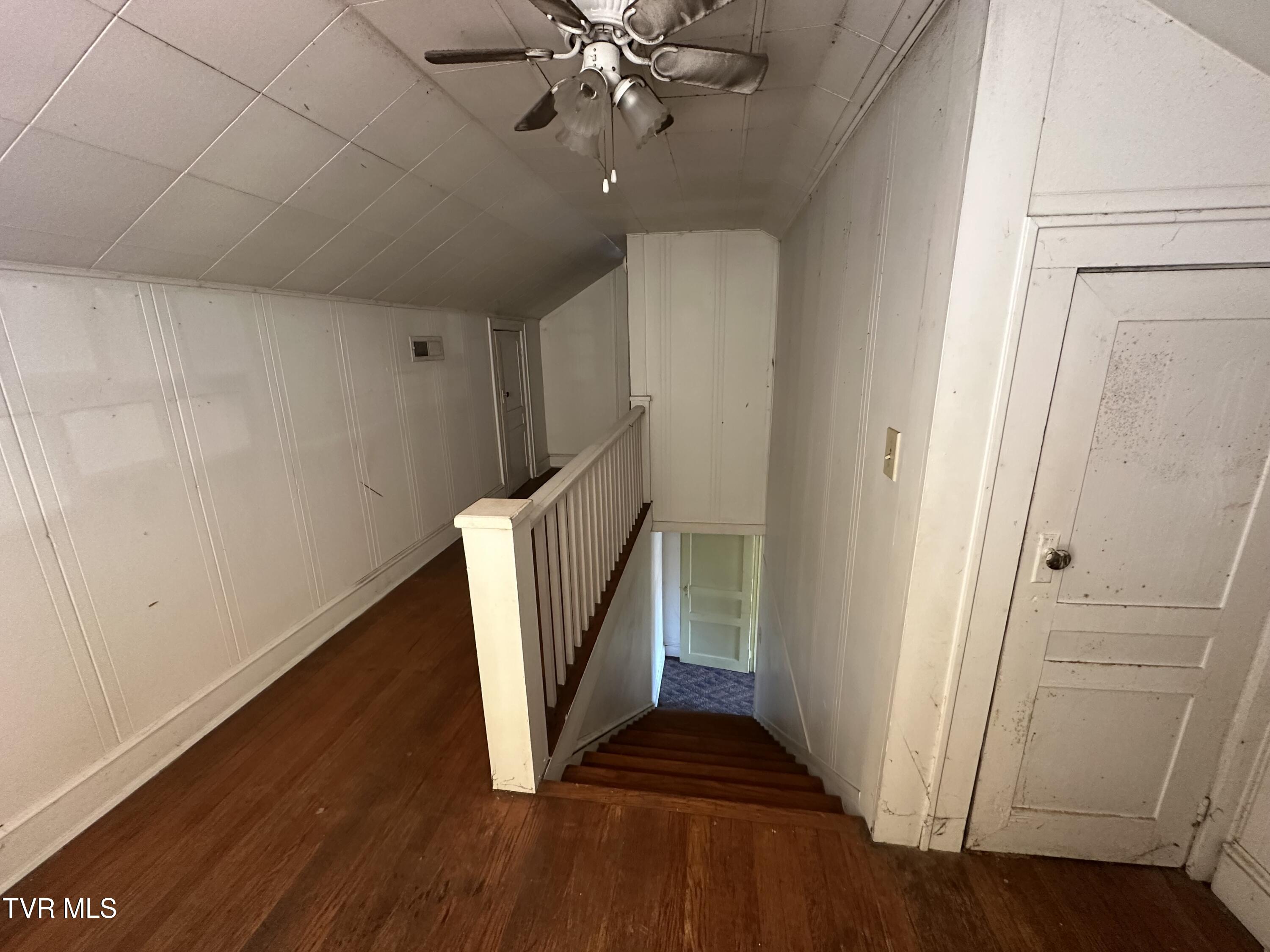 8342 North River Road Pound, VA 24279 - Photo 14 of 17 IMG_4013