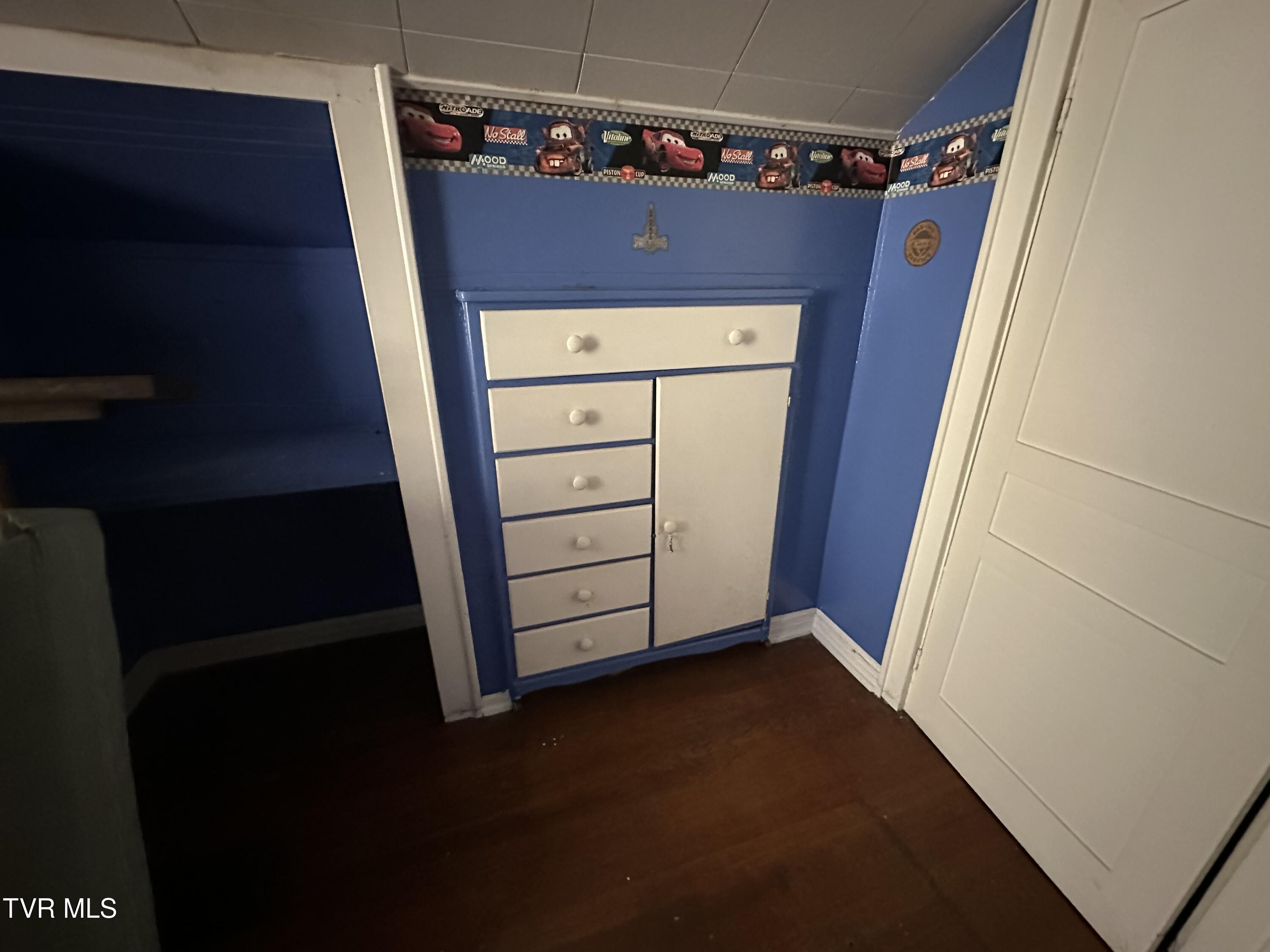 8342 North River Road Pound, VA 24279 - Photo 16 of 17 IMG_4015