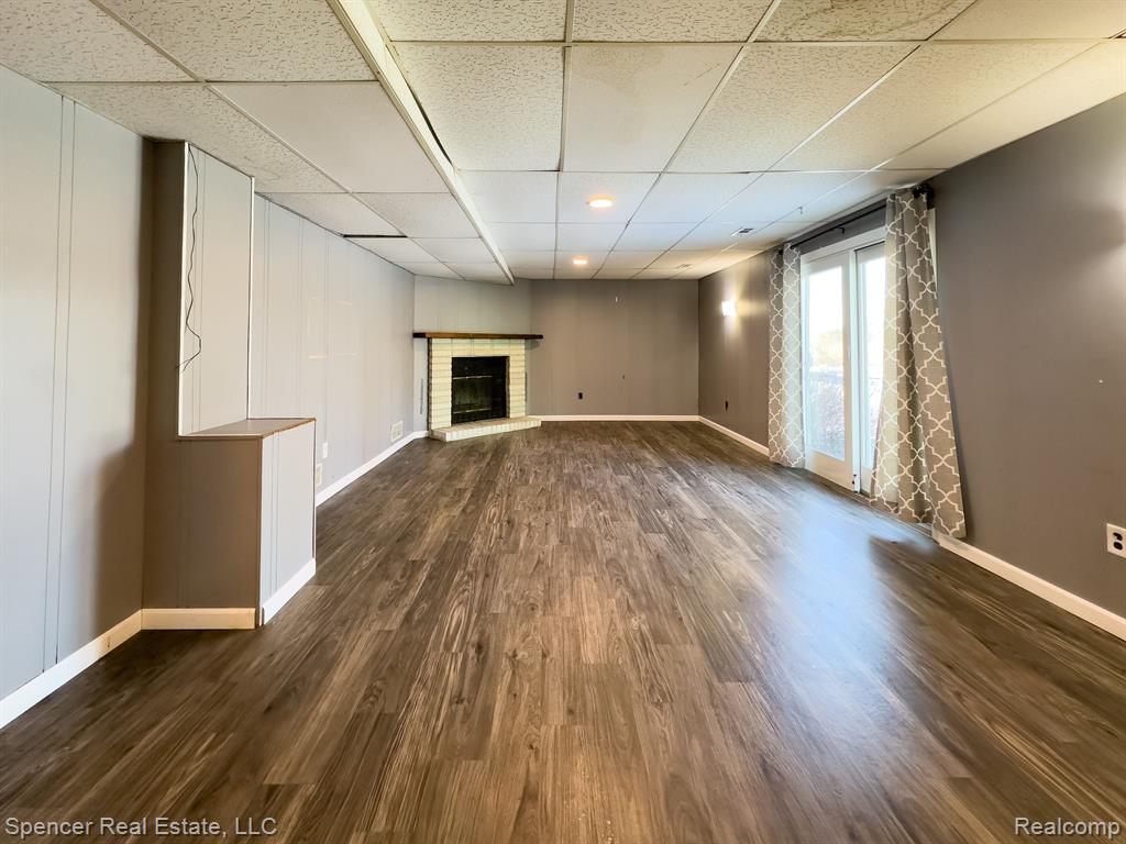 6345 Middle Lake Road Clarkston, MI 48346 - Photo 12 of 18