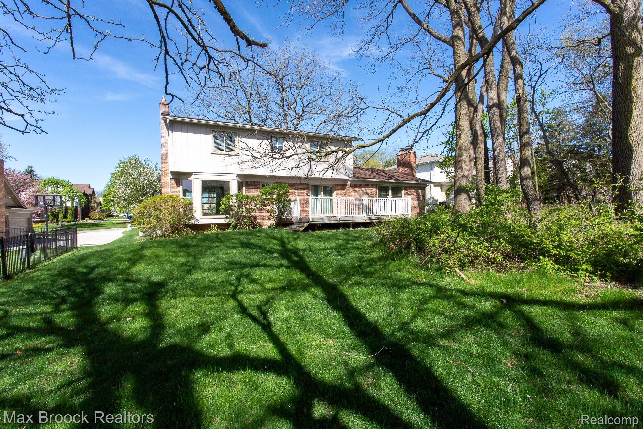 1772 North Kilburn Road Rochester, MI 48306 - Photo 47 of 49 Gallery Image 47