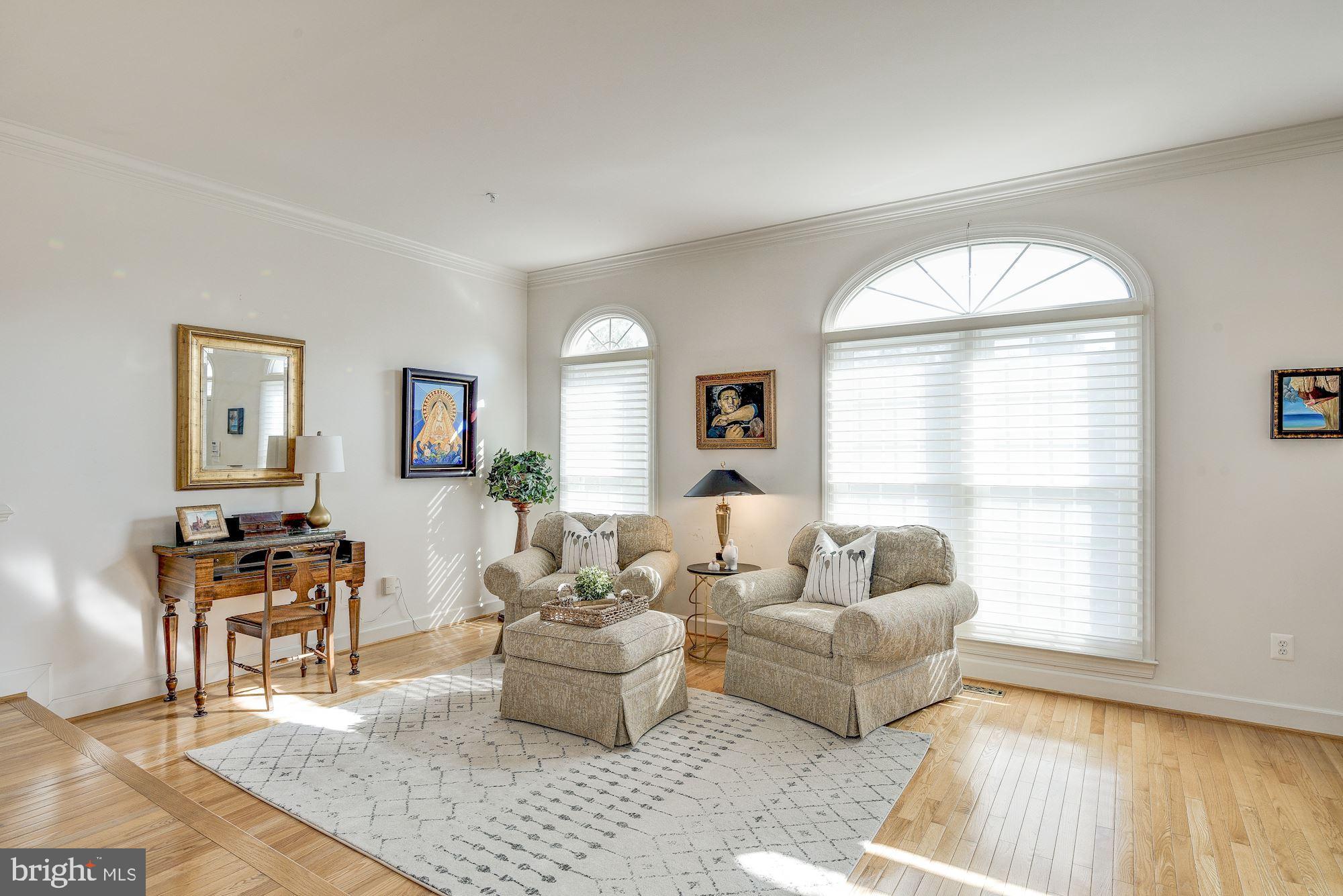 8518 Bells Ridge Terrace Potomac, MD 20854 - Photo 3 of 27 Main Level - Living Room