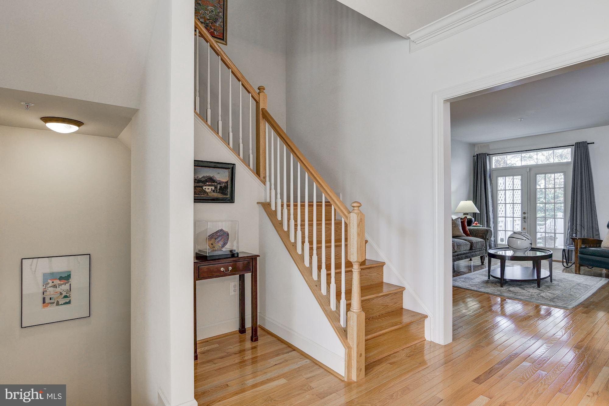 8518 Bells Ridge Terrace Potomac, MD 20854 - Photo 7 of 27 Main Level - Hall