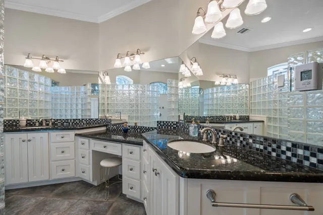 $834,900 | 3998 County Road 612, Angleton, TX 77515