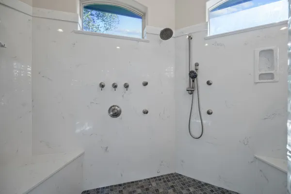 a view of yard with trees