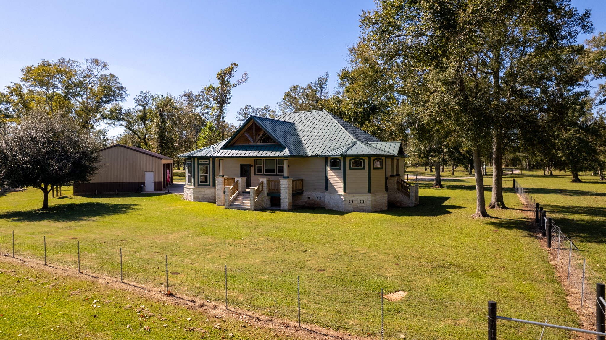 3998 County Road 612 Angleton, TX 77515 - Photo 43 of 47 a front view of house with yard and swimming pool