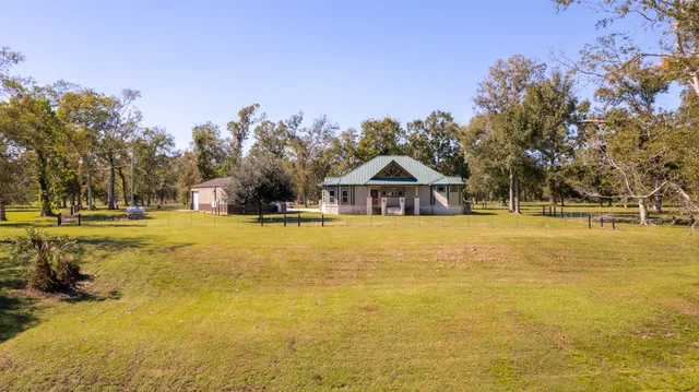 $834,900 | 3998 County Road 612, Angleton, TX 77515