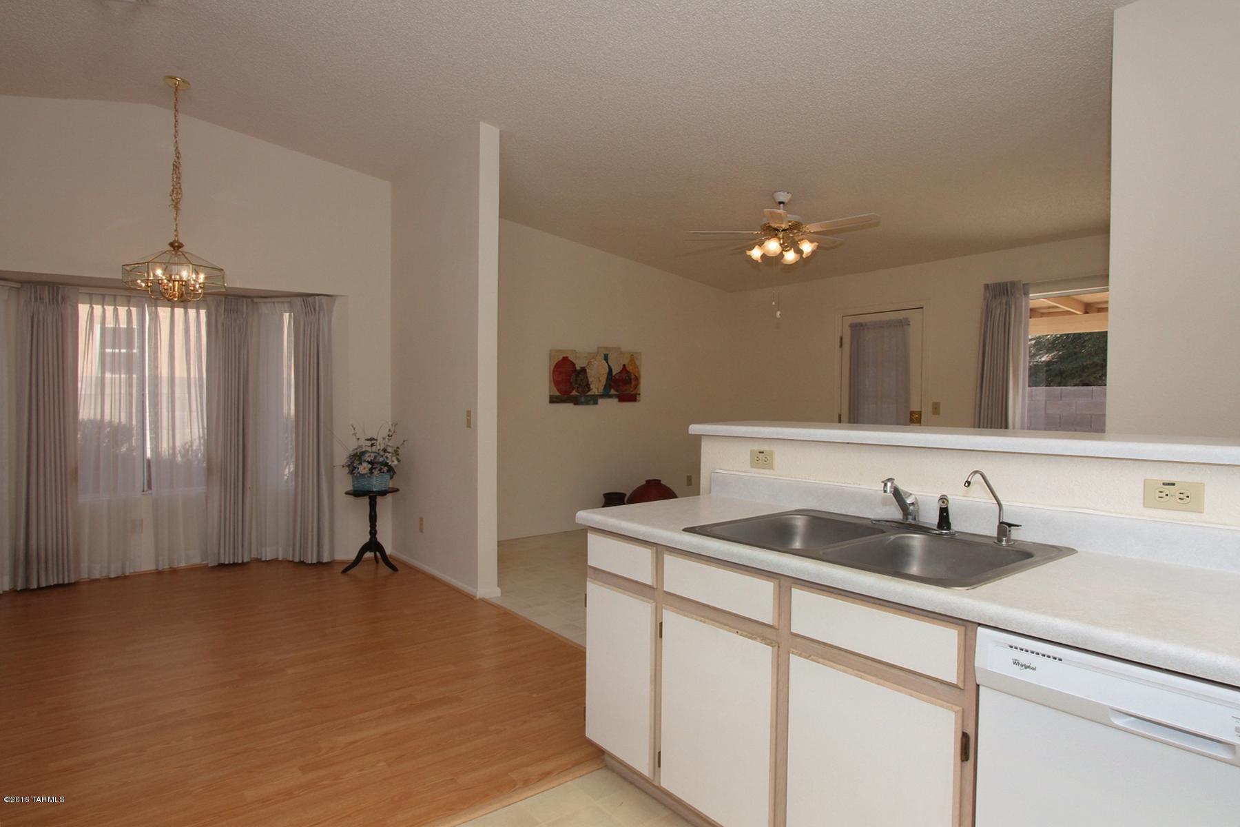 9660 East Azuma Way Tucson, AZ 85747 - Photo 15 of 27
