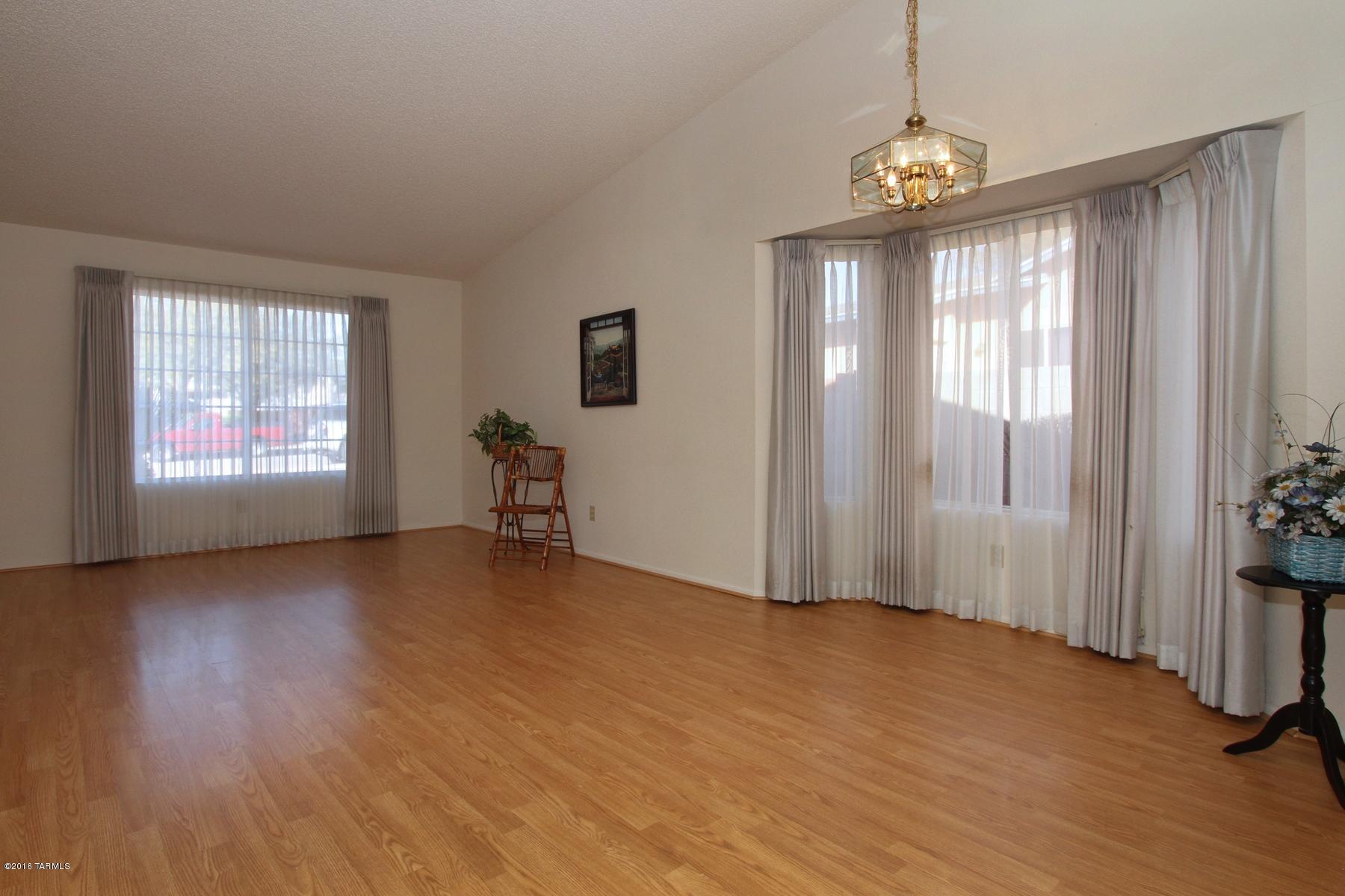 9660 East Azuma Way Tucson, AZ 85747 - Photo 2 of 27
