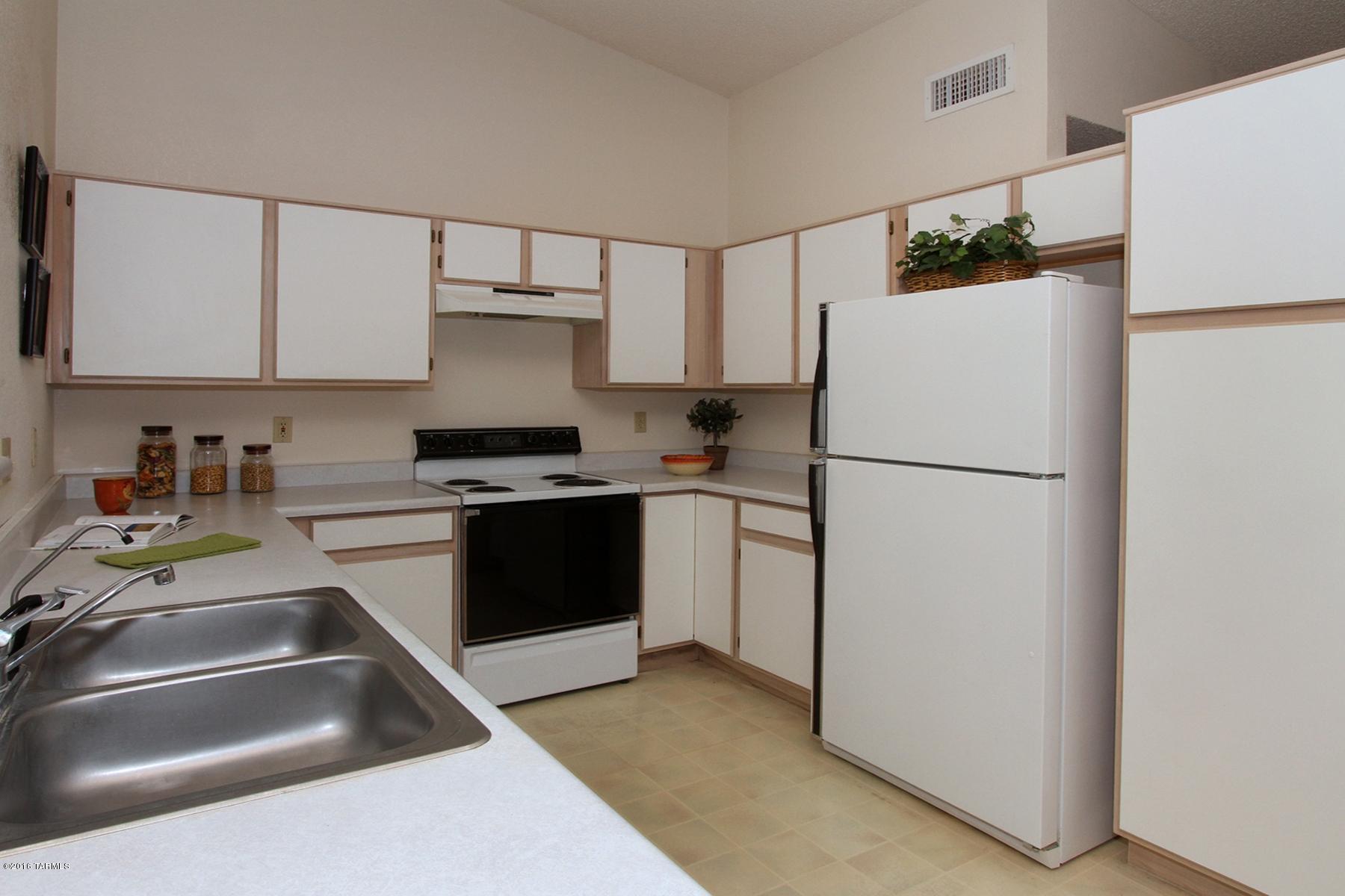 9660 East Azuma Way Tucson, AZ 85747 - Photo 24 of 27