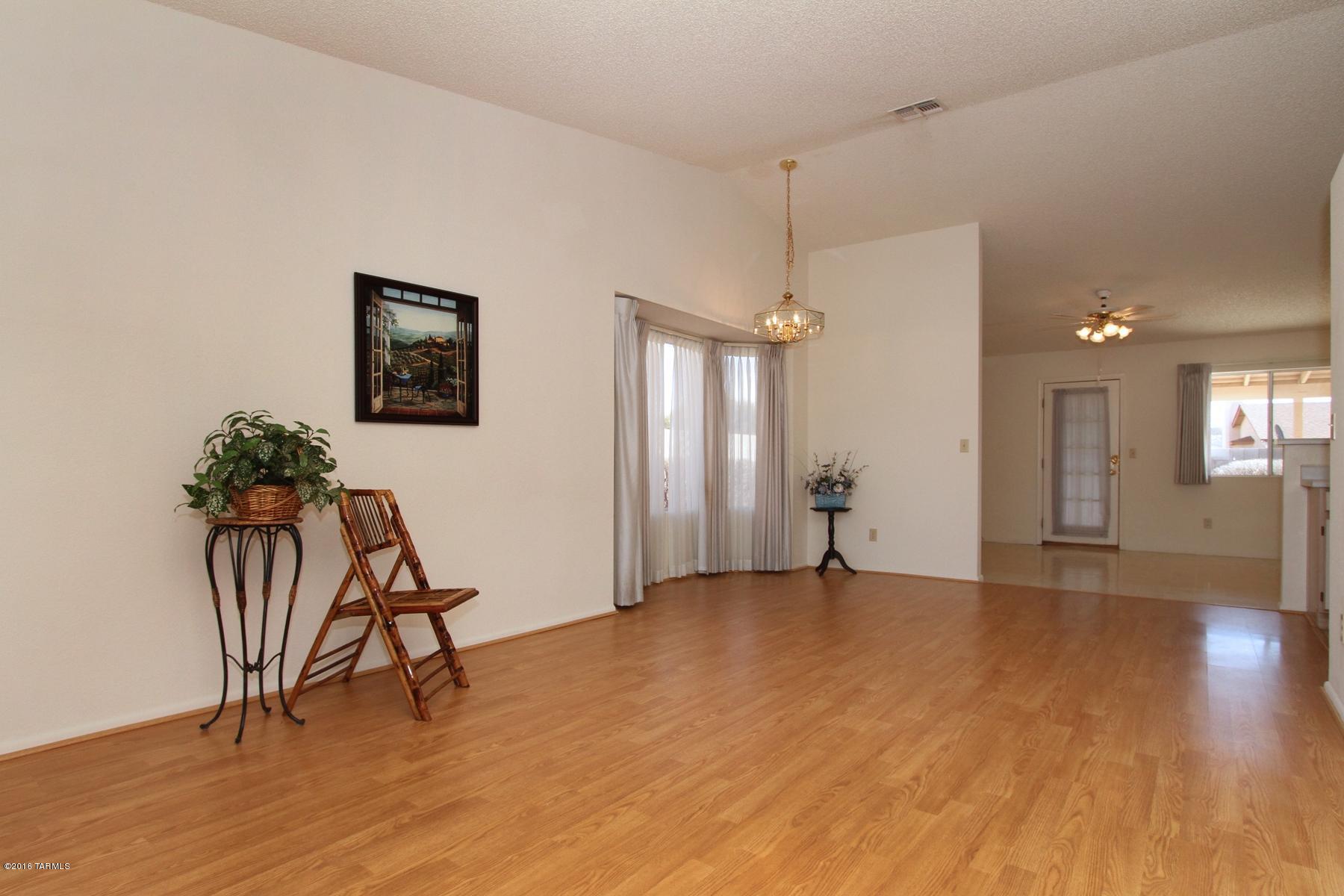 9660 East Azuma Way Tucson, AZ 85747 - Photo 4 of 27