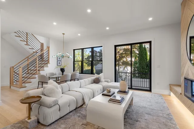 $1,848,000 | 180 Hunnewell Avenue, Unit A, Newton, MA 02458