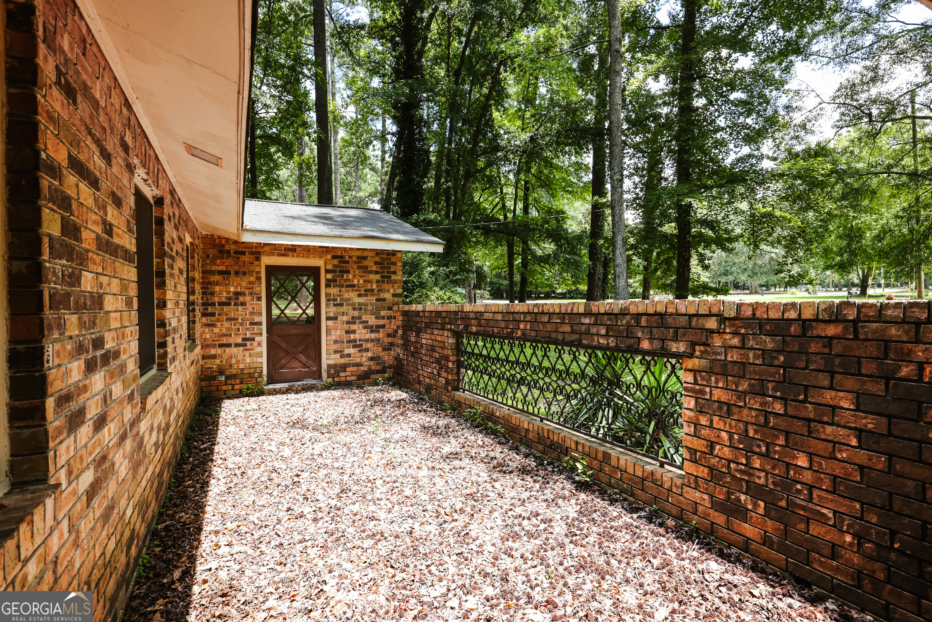 320 Kings Road Athens, GA 30606 - Photo 2 of 38