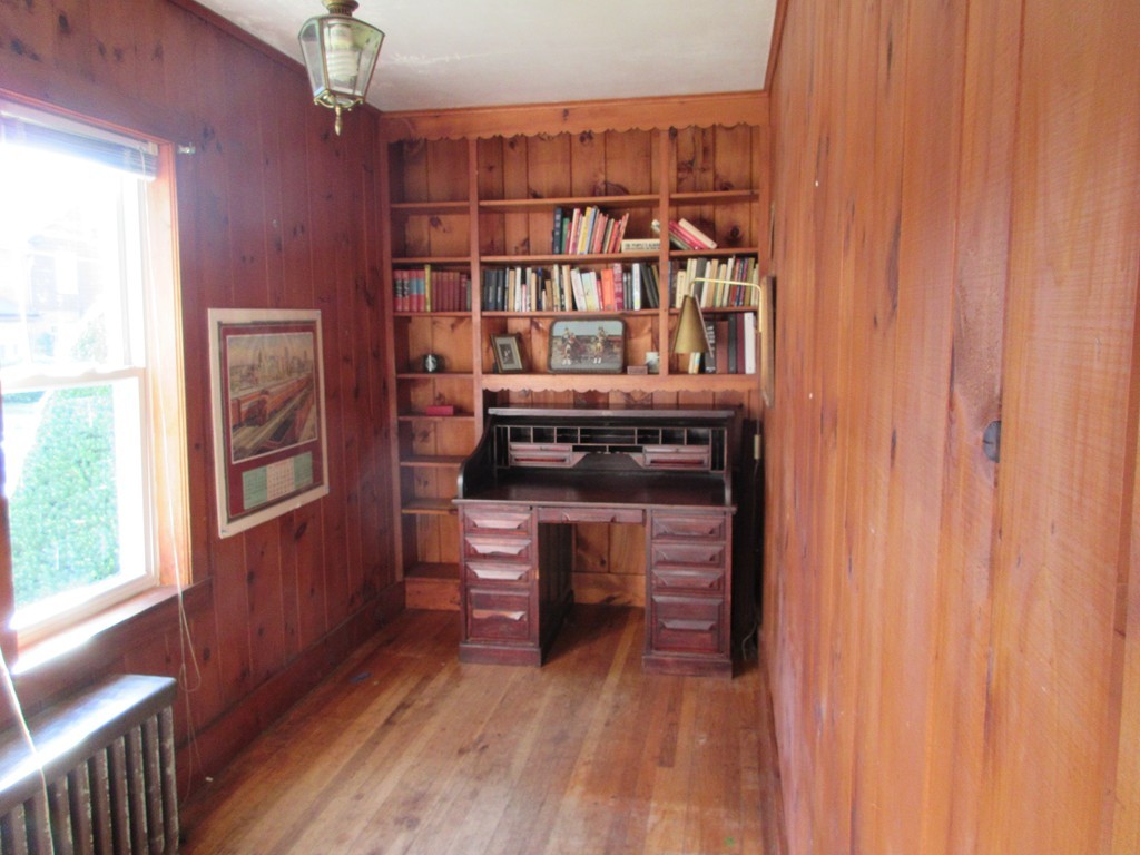 45 Ridgewood Terrace Northampton, MA 01060 - Photo 6 of 6 Gallery Image 6