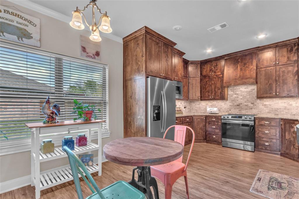 129 Oak Springs Loop Mabank, TX 75147 - Photo 13 of 32