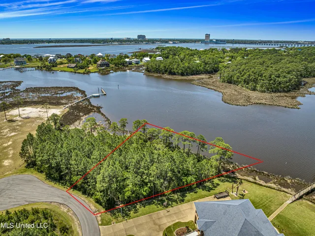$150,000 | Martin Bayou Drive, Biloxi, MS 39532