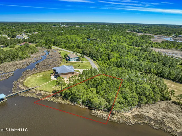 $150,000 | Martin Bayou Drive, Biloxi, MS 39532