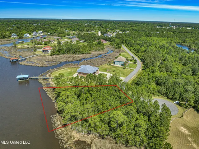 $150,000 | Martin Bayou Drive, Biloxi, MS 39532