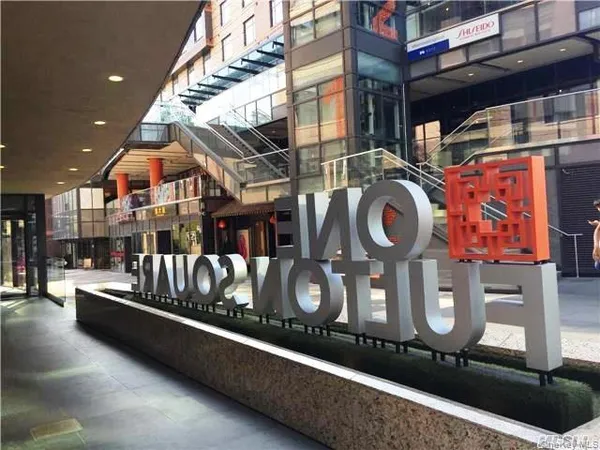 $2,900 | 39-16 Prince Street, Unit 10D | Downtown Flushing