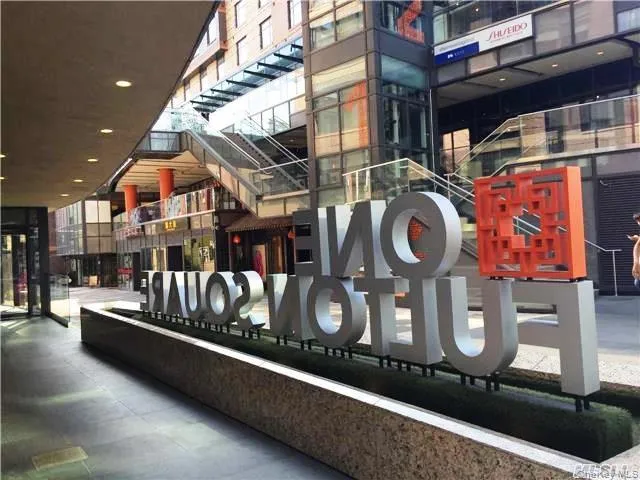 $3,000 | 39-16 Prince Street, Unit 10D | Downtown Flushing