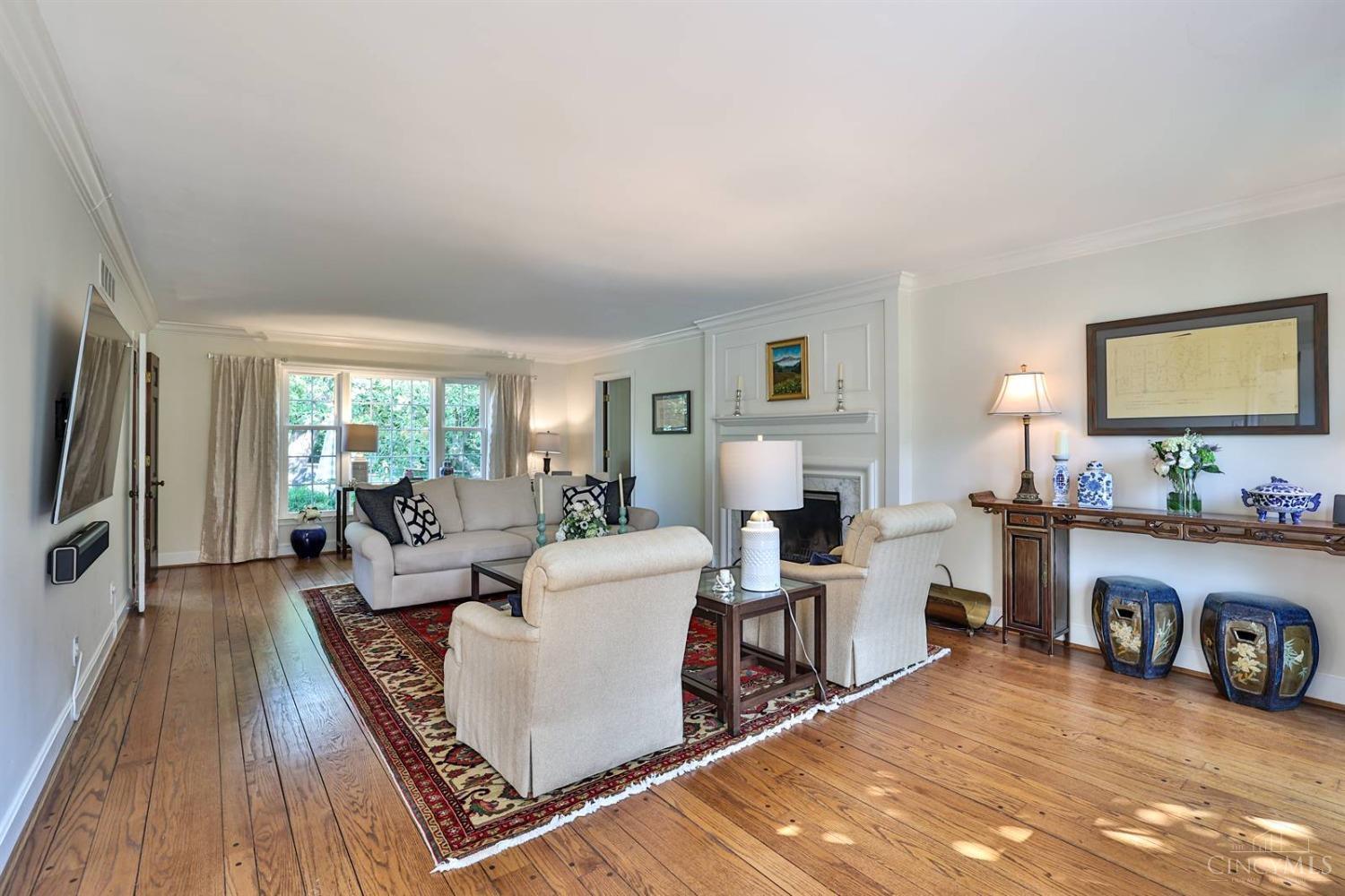 5305 Ivyfarm Road Cincinnati, OH 45243 - Photo 9 of 50