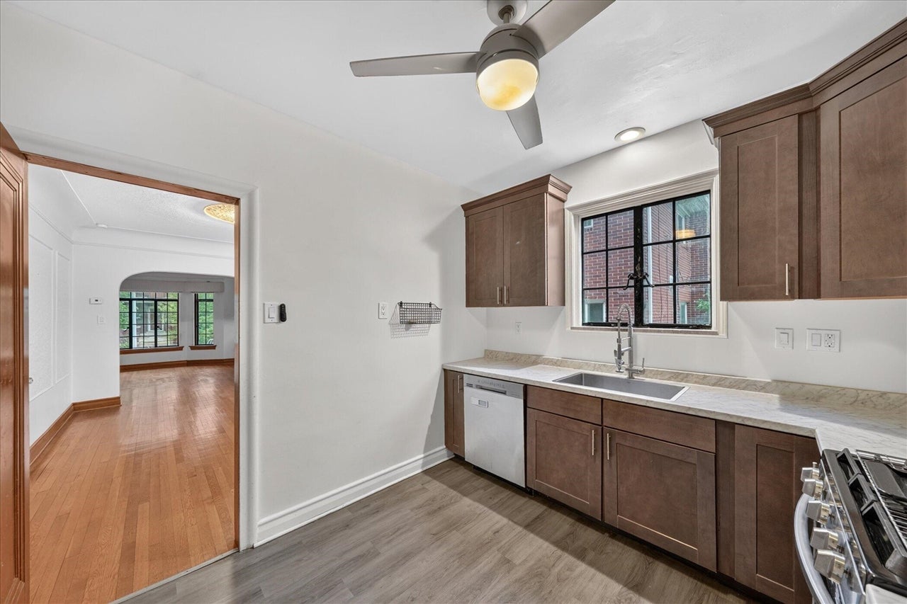 873-875 Nottingham Road Grosse Pointe, MI 48230 - Photo 7 of 37 Gallery Image 7