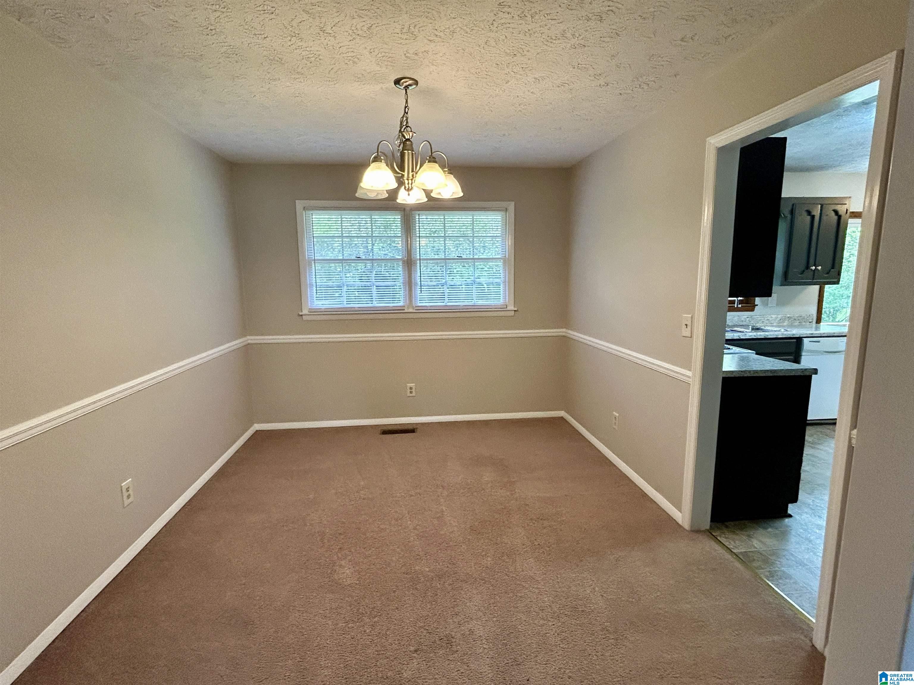 239 Hubbard Circle Anniston, AL 36206 - Photo 7 of 46