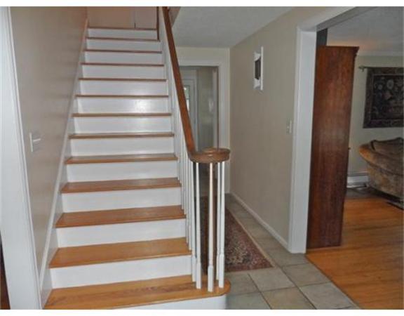 193 Abbott Street Springfield, MA 01118 - Photo 13 of 21 a view of entryway