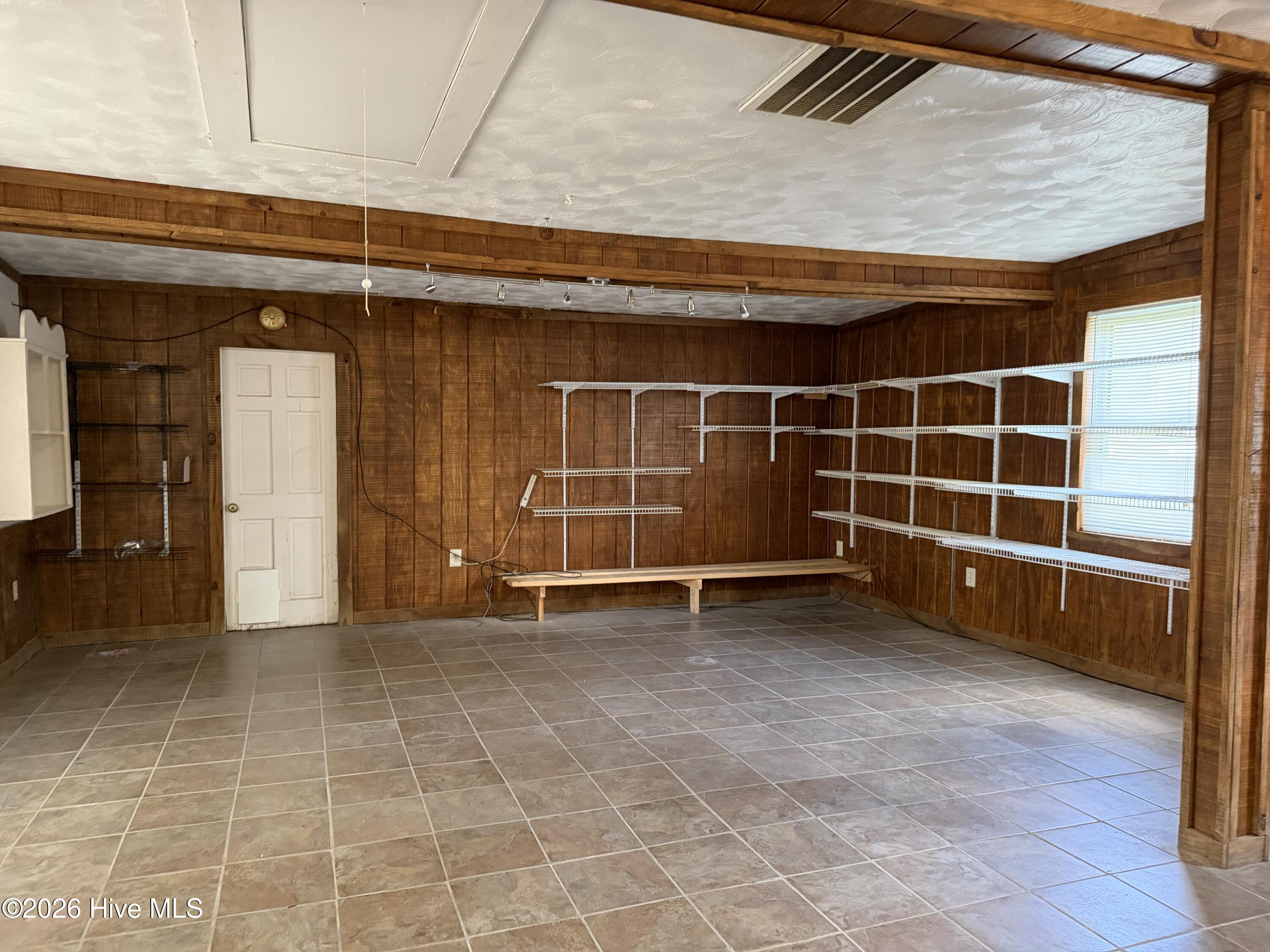 556 Ellis Cove Road Belhaven, NC 27810 - Photo 13 of 18 Recreation Room