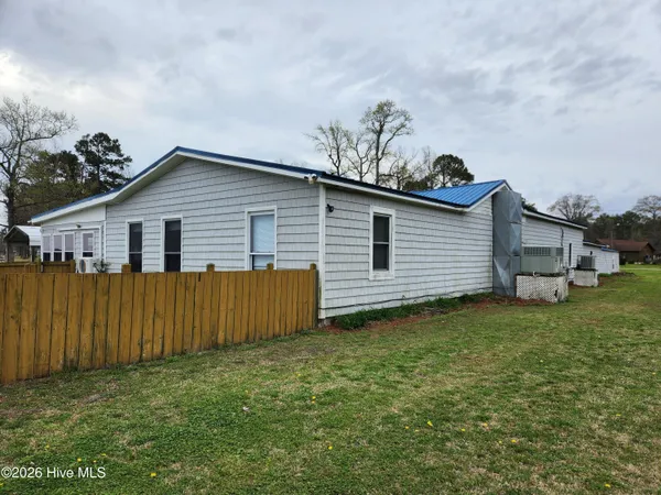 $400,000 | 556 Ellis Cove Road, Belhaven, NC 27810