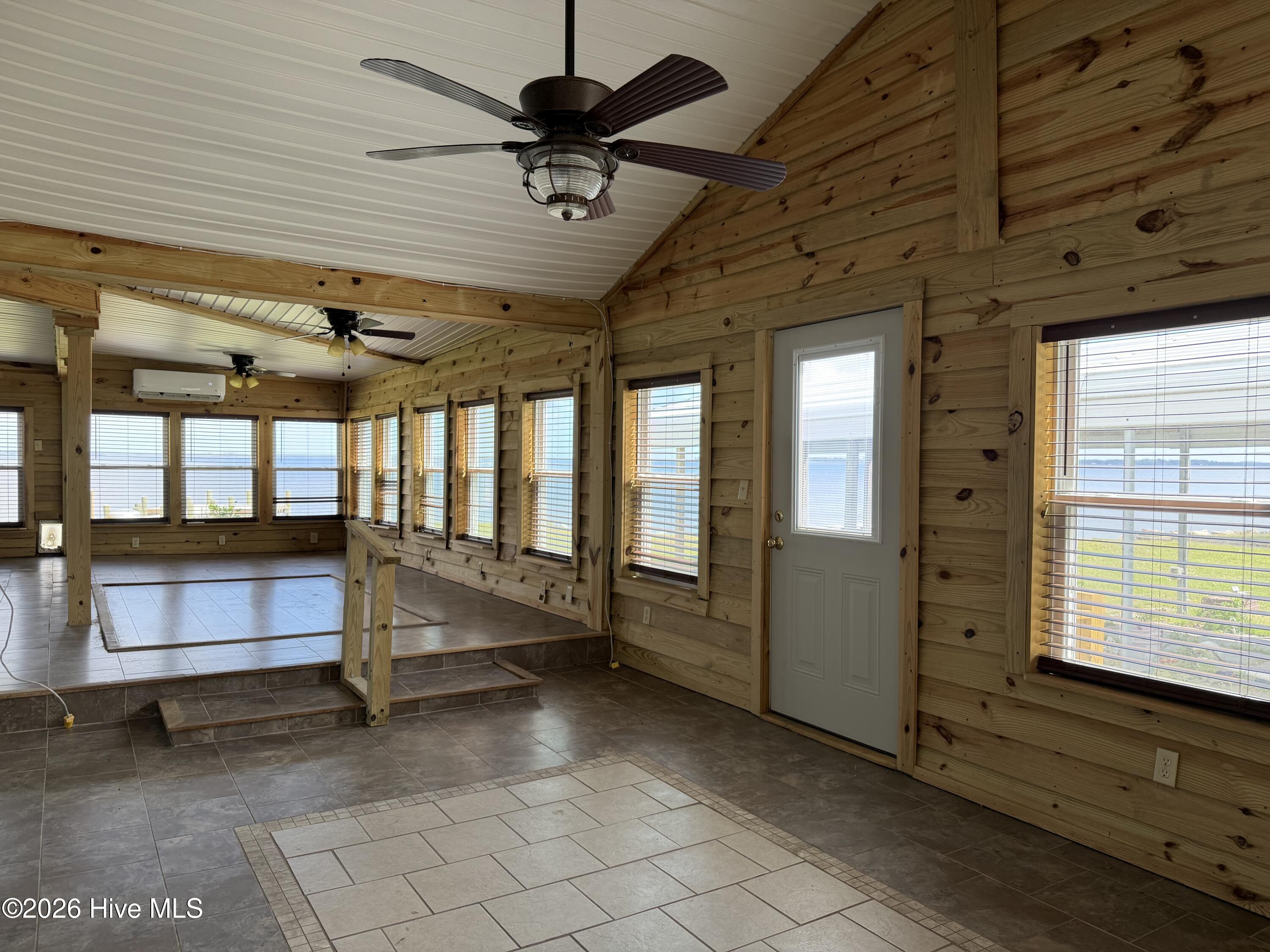 556 Ellis Cove Road Belhaven, NC 27810 - Photo 4 of 18 Sunroom
