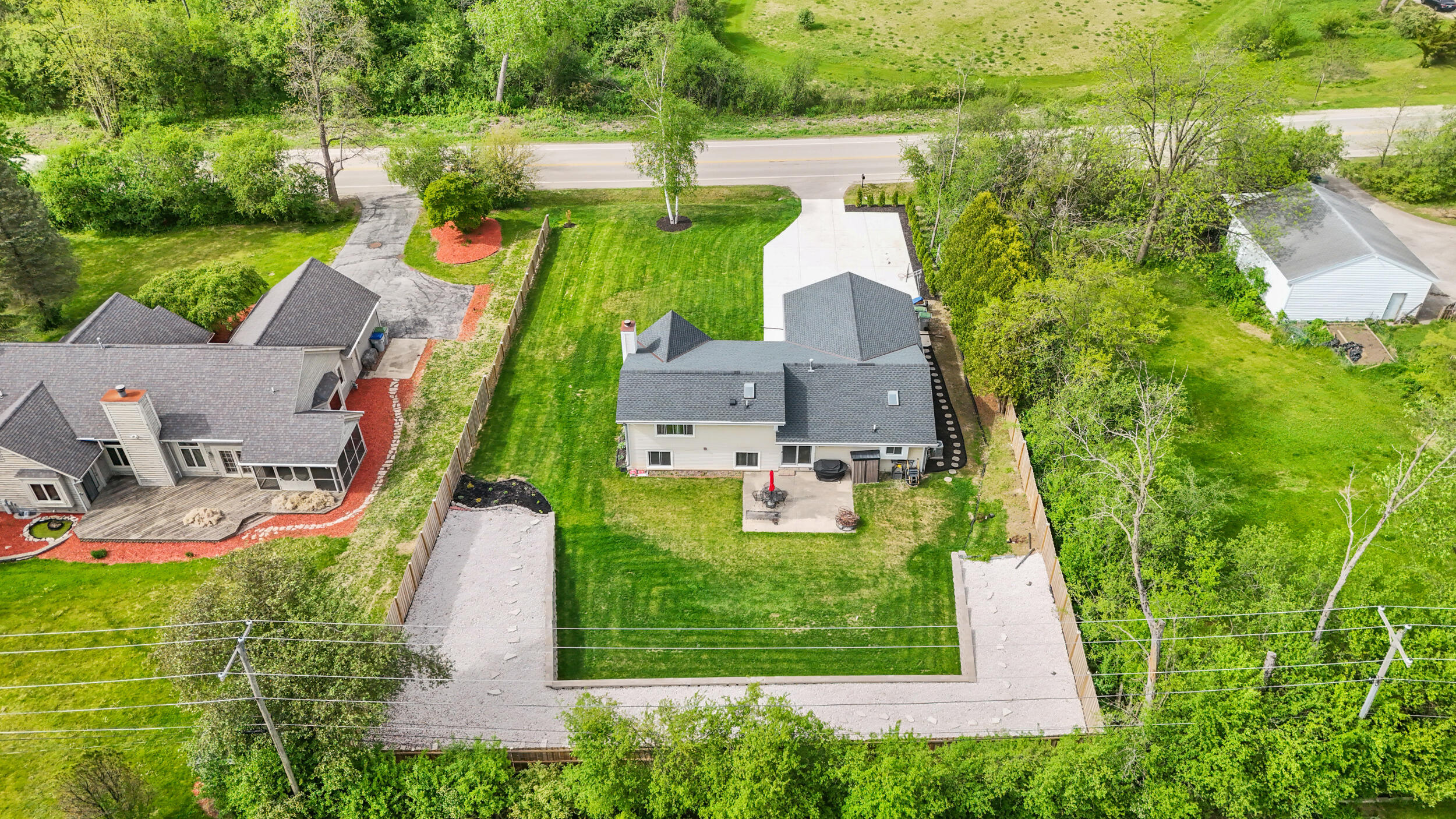 9201 West County Line Road Milwaukee, WI 53224 - Photo 23 of 24 Aerial 1
