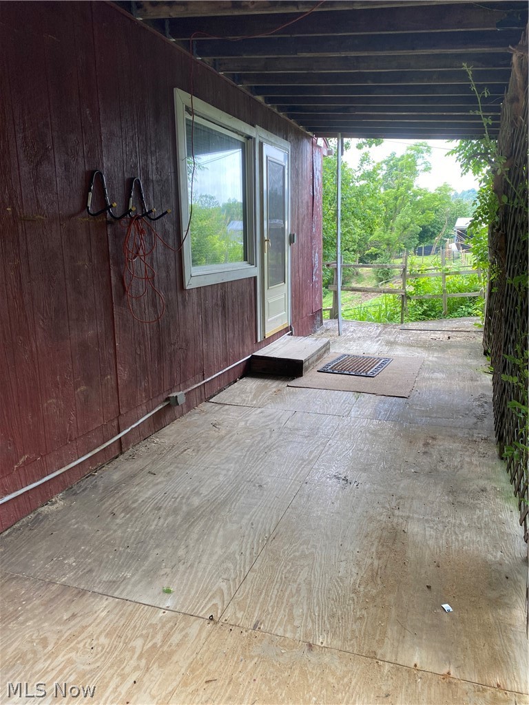 11533 Dupont Road Washington, WV 26181 - Photo 15 of 25