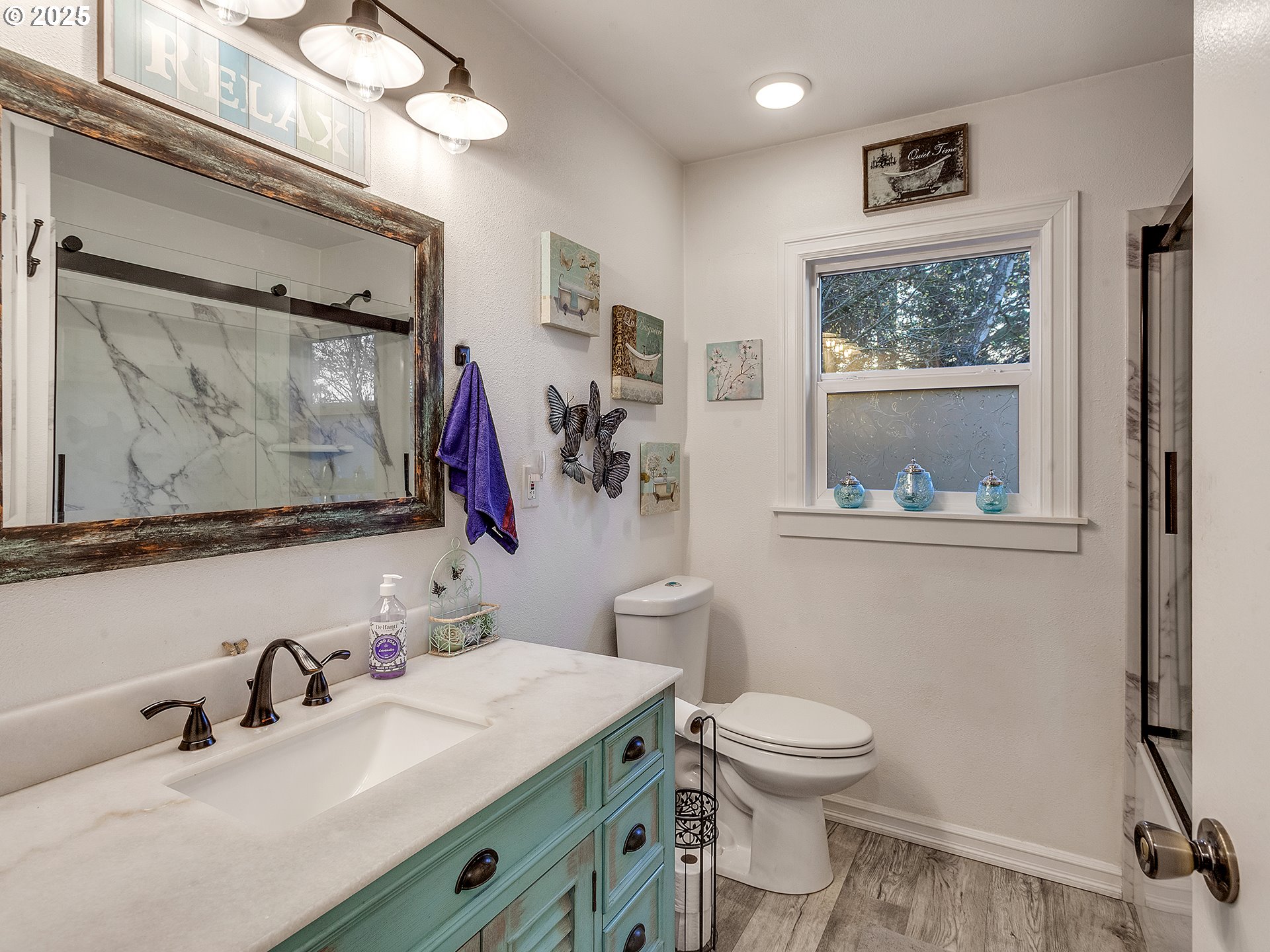 299 Southwest 3rd Avenue Canby, OR 97013 - Photo 13 of 32 Bathroom