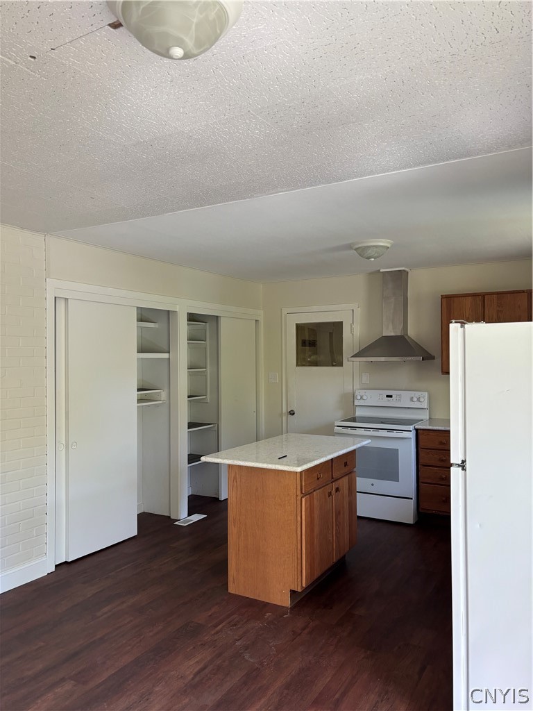 3253 Oswego Road Vienna, NY 13308 - Photo 3 of 27 Kitchen